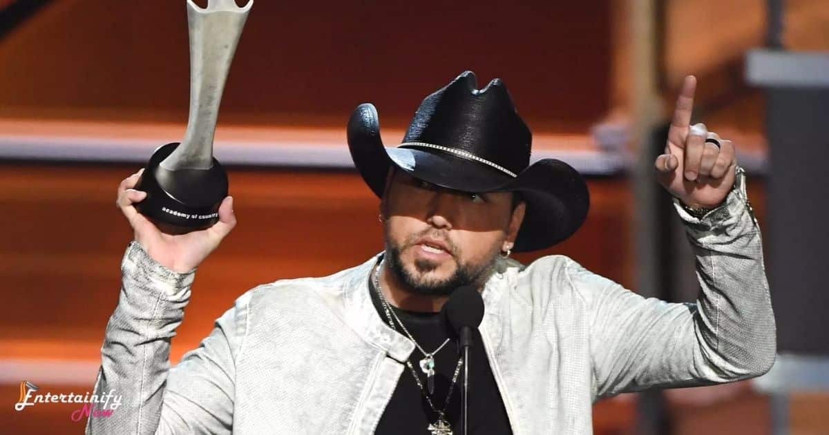 Who Won Entertainer Of The Year At The Acm